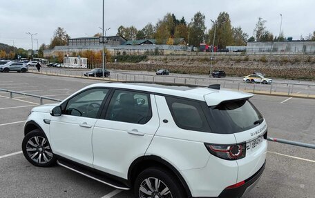 Land Rover Discovery Sport I рестайлинг, 2017 год, 3 050 000 рублей, 6 фотография