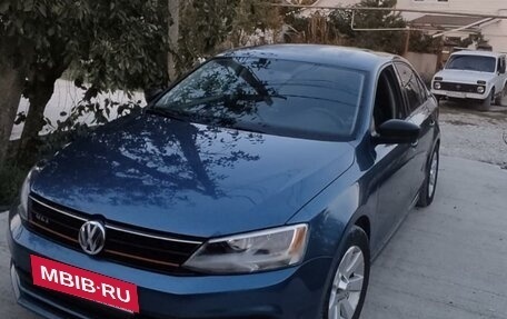 Volkswagen Jetta VI, 2015 год, 1 300 000 рублей, 2 фотография