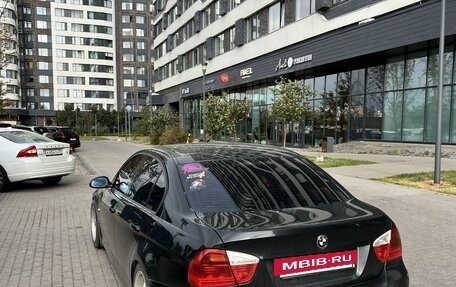 BMW 3 серия, 2006 год, 1 300 000 рублей, 12 фотография