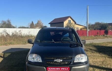 Chevrolet Niva I рестайлинг, 2016 год, 800 000 рублей, 2 фотография