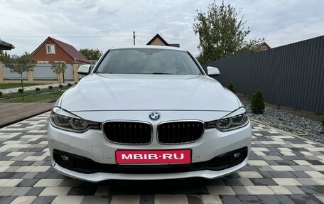 BMW 3 серия, 2017 год, 2 400 000 рублей, 1 фотография