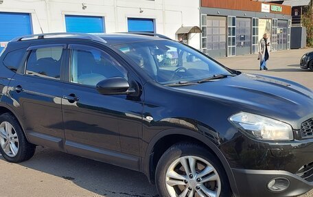 Nissan Qashqai+2 I, 2012 год, 1 390 000 рублей, 2 фотография