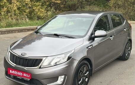 KIA Rio III рестайлинг, 2015 год, 825 000 рублей, 3 фотография