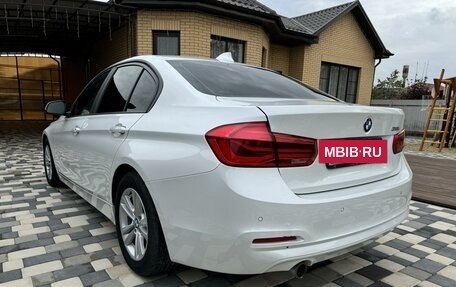 BMW 3 серия, 2017 год, 2 400 000 рублей, 3 фотография