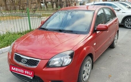 KIA Rio II, 2010 год, 750 000 рублей, 3 фотография