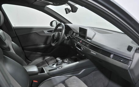 Audi A4, 2018 год, 3 320 000 рублей, 22 фотография