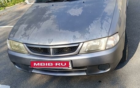 Nissan Wingroad III, 2001 год, 450 000 рублей, 3 фотография