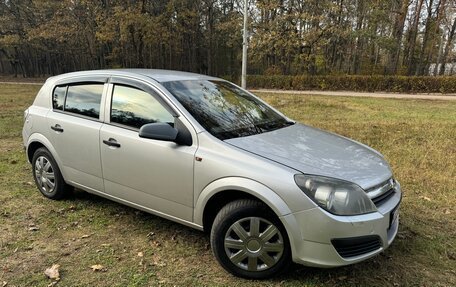 Opel Astra H, 2006 год, 340 000 рублей, 2 фотография