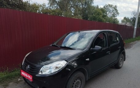 Renault Sandero I, 2010 год, 500 000 рублей, 1 фотография