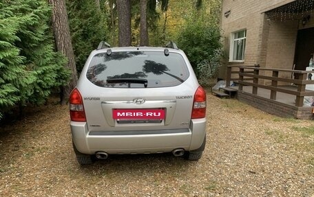 Hyundai Tucson III, 2007 год, 875 000 рублей, 2 фотография