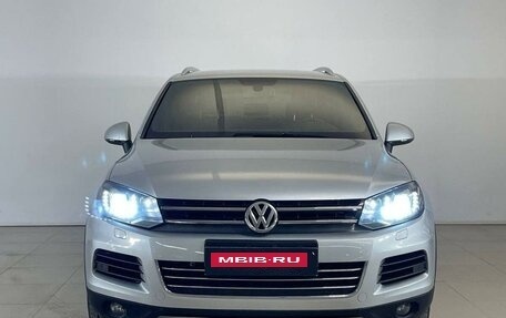 Volkswagen Touareg III, 2012 год, 1 985 000 рублей, 2 фотография