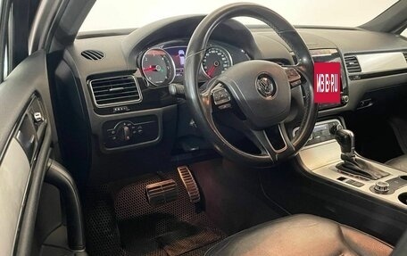 Volkswagen Touareg III, 2012 год, 1 985 000 рублей, 9 фотография