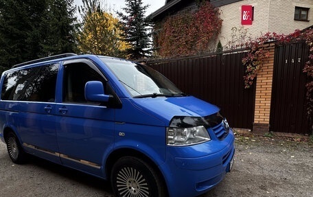 Volkswagen Caravelle T5, 2005 год, 1 350 000 рублей, 7 фотография