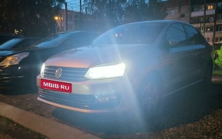 Volkswagen Polo VI (EU Market), 2016 год, 1 315 000 рублей, 3 фотография