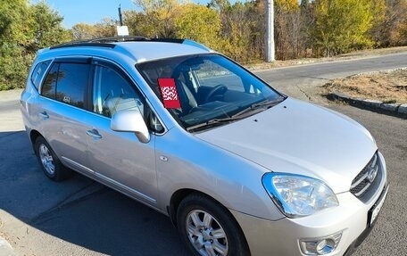 KIA Carens III (RP), 2006 год, 750 000 рублей, 2 фотография