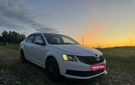 Skoda Octavia, 2017 год, 1 100 000 рублей, 14 фотография