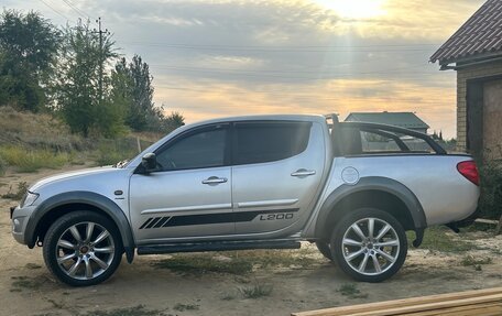 Mitsubishi L200 IV рестайлинг, 2010 год, 1 450 000 рублей, 2 фотография