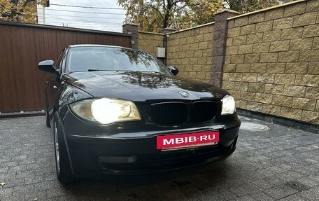 BMW 1 серия, 2010 год, 650 000 рублей, 4 фотография