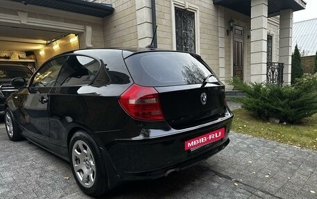 BMW 1 серия, 2010 год, 650 000 рублей, 14 фотография