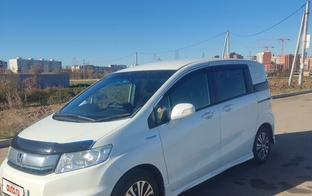 Honda Freed I, 2014 год, 1 300 000 рублей, 5 фотография