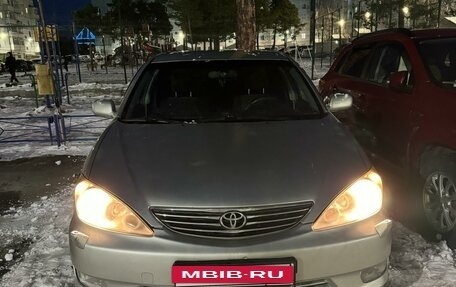 Toyota Camry V40, 2004 год, 850 000 рублей, 2 фотография