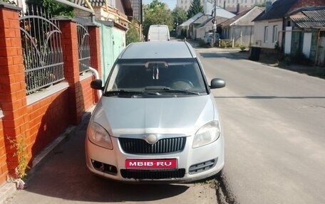 Skoda Roomster, 2008 год, 320 000 рублей, 1 фотография