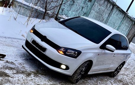 Volkswagen Polo VI (EU Market), 2013 год, 800 000 рублей, 5 фотография