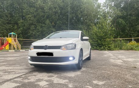 Volkswagen Polo VI (EU Market), 2013 год, 800 000 рублей, 7 фотография