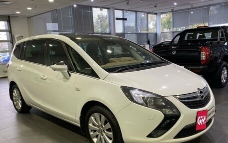 Opel Zafira C рестайлинг, 2014 год, 1 199 000 рублей, 3 фотография