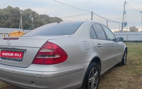 Mercedes-Benz E-Класс, 2003 год, 1 000 000 рублей, 1 фотография