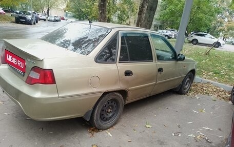 Daewoo Nexia I рестайлинг, 2011 год, 135 000 рублей, 2 фотография