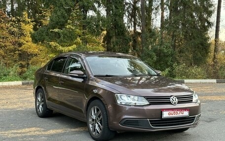 Volkswagen Jetta VI, 2014 год, 1 135 000 рублей, 1 фотография