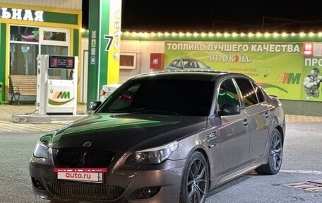 BMW 5 серия, 2003 год, 980 000 рублей, 2 фотография