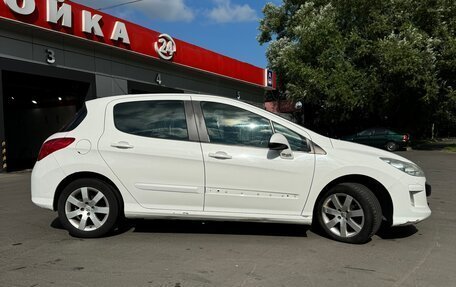 Peugeot 308 II, 2011 год, 530 000 рублей, 2 фотография