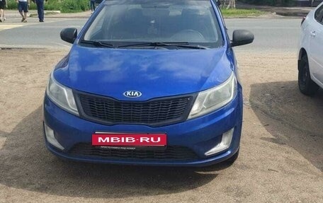 KIA Rio III рестайлинг, 2012 год, 600 000 рублей, 2 фотография