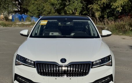 Skoda Superb III рестайлинг, 2024 год, 4 450 000 рублей, 2 фотография