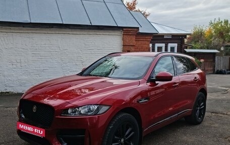 Jaguar F-Pace, 2016 год, 3 000 000 рублей, 18 фотография