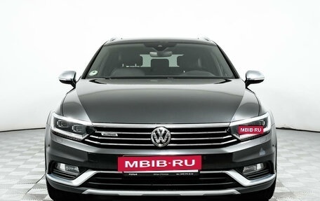 Volkswagen Passat B8 рестайлинг, 2018 год, 3 800 000 рублей, 2 фотография