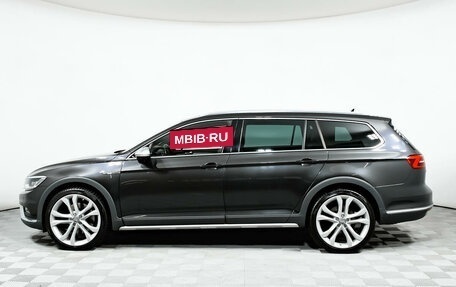 Volkswagen Passat B8 рестайлинг, 2018 год, 3 800 000 рублей, 8 фотография