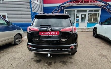 Toyota RAV4, 2017 год, 3 000 000 рублей, 6 фотография