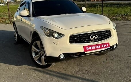 Infiniti FX II, 2010 год, 2 220 000 рублей, 1 фотография