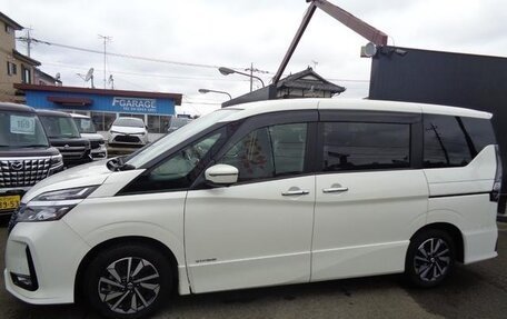 Nissan Serena IV, 2021 год, 1 700 000 рублей, 5 фотография