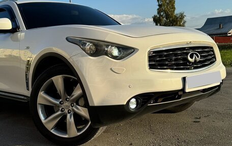 Infiniti FX II, 2010 год, 2 220 000 рублей, 3 фотография