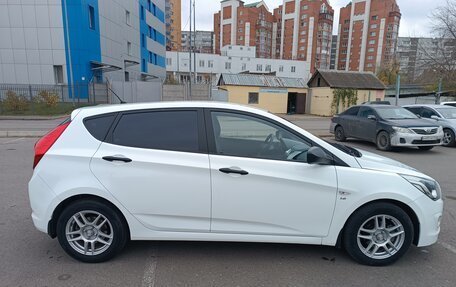 Hyundai Solaris II рестайлинг, 2015 год, 1 250 000 рублей, 4 фотография