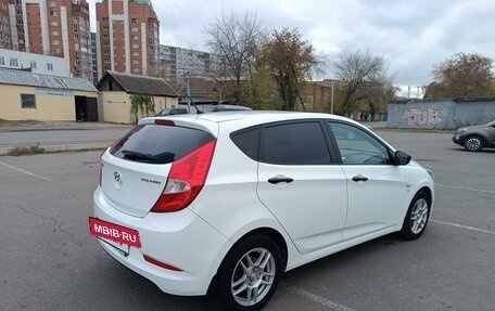 Hyundai Solaris II рестайлинг, 2015 год, 1 250 000 рублей, 5 фотография