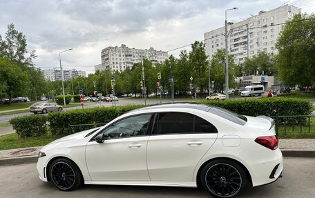 Mercedes-Benz A-Класс, 2019 год, 4 000 000 рублей, 7 фотография