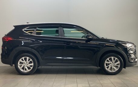 Hyundai Tucson III, 2019 год, 2 600 000 рублей, 4 фотография