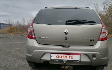 Renault Sandero I, 2011 год, 570 000 рублей, 2 фотография