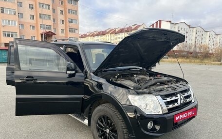 Mitsubishi Pajero IV, 2012 год, 3 500 000 рублей, 10 фотография