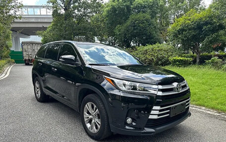 Toyota Highlander III, 2020 год, 2 900 000 рублей, 7 фотография